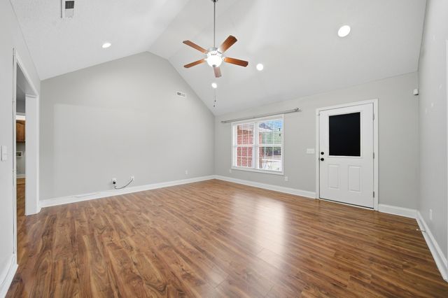 2490 Navigator Circle, Dalzell, SC 29040