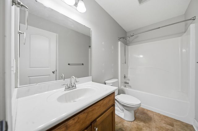 2490 Navigator Circle, Dalzell, SC 29040