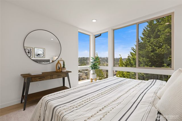 3819 B Fremont Avenue N, Seattle, WA 98103