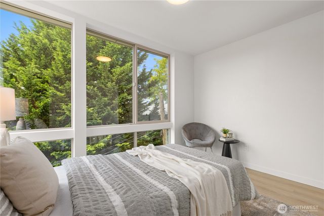3819 B Fremont Avenue N, Seattle, WA 98103