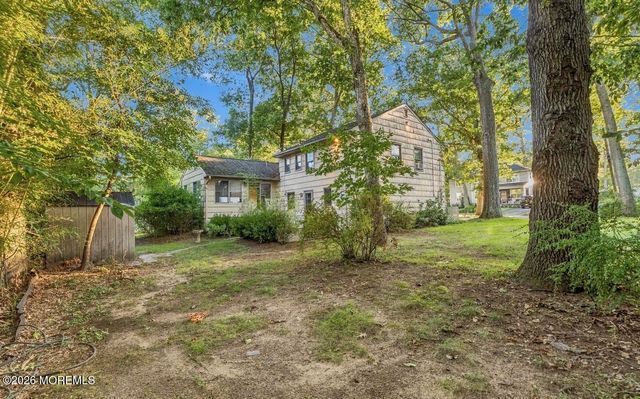 187 Elmwood Road, Oakhurst, NJ 07755