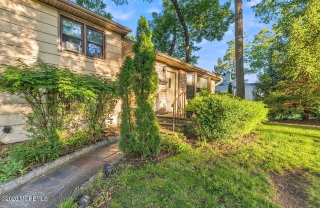 187 Elmwood Road, Oakhurst, NJ 07755