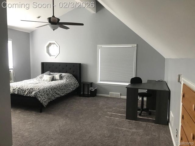 23041 Rosewood Street, Oak Park, MI 48237