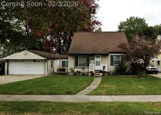 23041 Rosewood Street, Oak Park, MI 48237