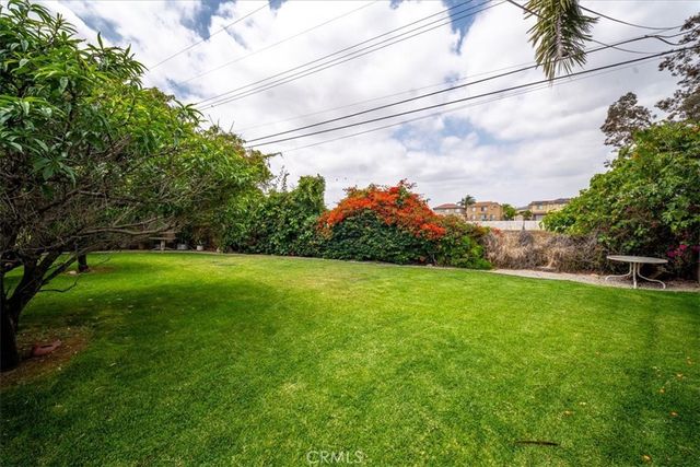 6481 Dos Rios, Downey, CA 90240