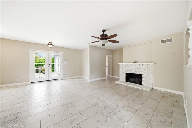 6481 Dos Rios, Downey, CA 90240