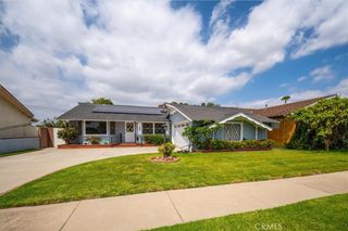 6481 Dos Rios, Downey, CA 90240