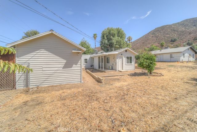 33189 Schaper Street, Lake Elsinore, CA 92530