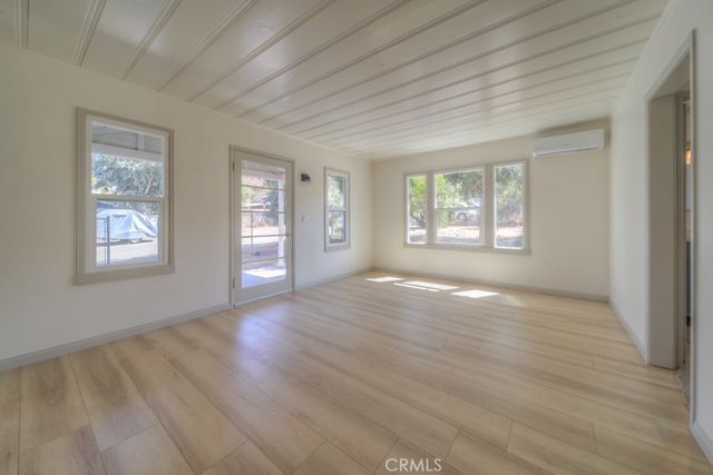 33189 Schaper Street, Lake Elsinore, CA 92530
