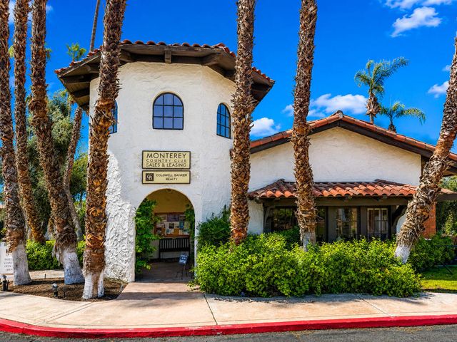 211 Las Lomas, Palm Desert, CA 92260