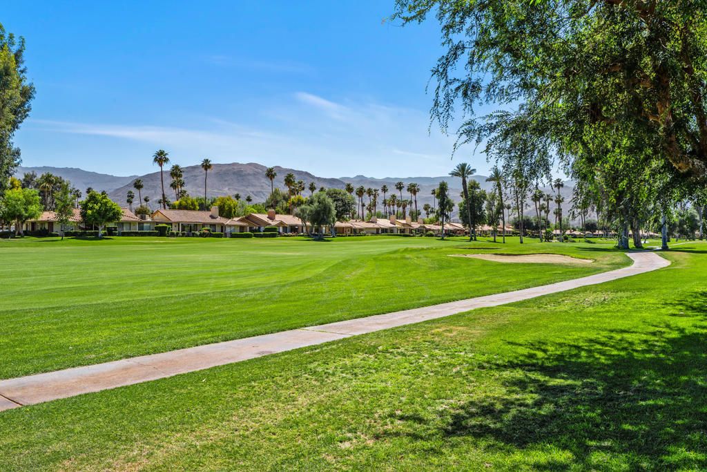 Image 30 of property listing at 211 Las Lomas, Palm Desert, CA 92260