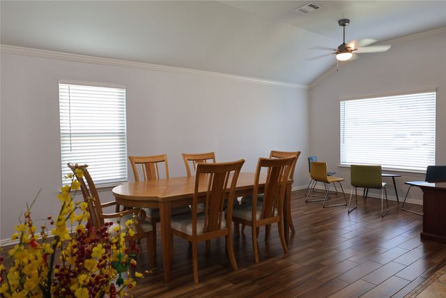 1153 Whistle Stop Drive, Saginaw, TX 76131