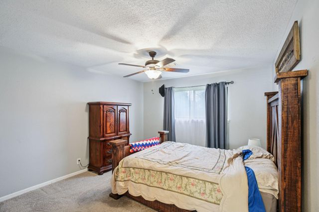 315 Arrowwood St, Lake Jackson, TX 77566