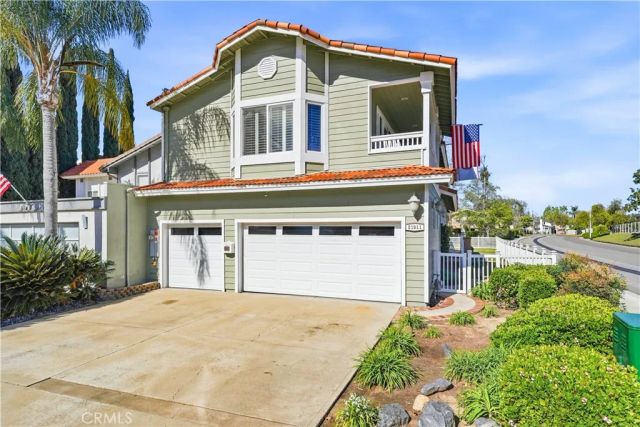 21911 Yellowstone Lane, Lake Forest, CA 92630