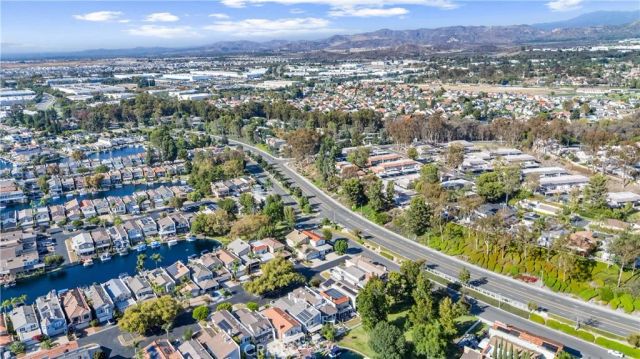 21911 Yellowstone Lane, Lake Forest, CA 92630