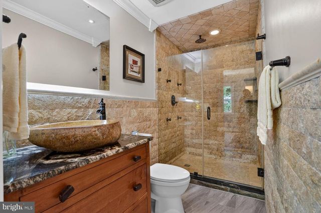 6020 WATERBURY CT, Springfield, VA 22152