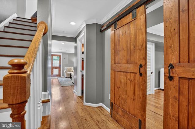 6020 WATERBURY CT, Springfield, VA 22152