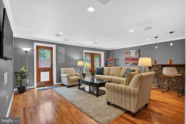 6020 WATERBURY CT, Springfield, VA 22152