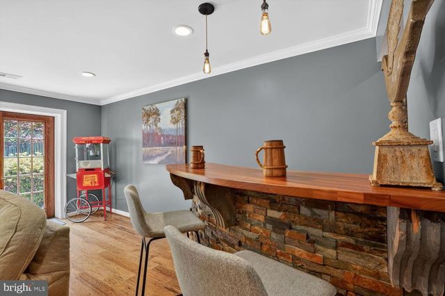 6020 WATERBURY CT, Springfield, VA 22152