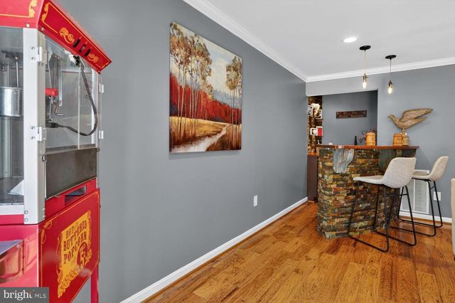 6020 WATERBURY CT, Springfield, VA 22152