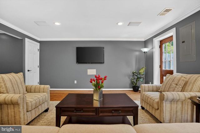 6020 WATERBURY CT, Springfield, VA 22152