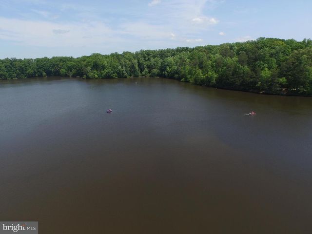 6020 WATERBURY CT, Springfield, VA 22152