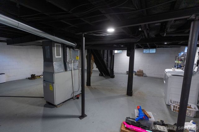 1515 Tunnel Mill Road, Charlestown, IN 47111