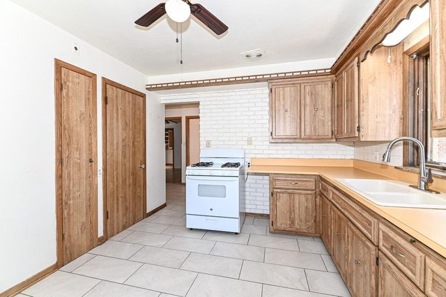 3015 87th STREET, Milwaukee, WI 53222