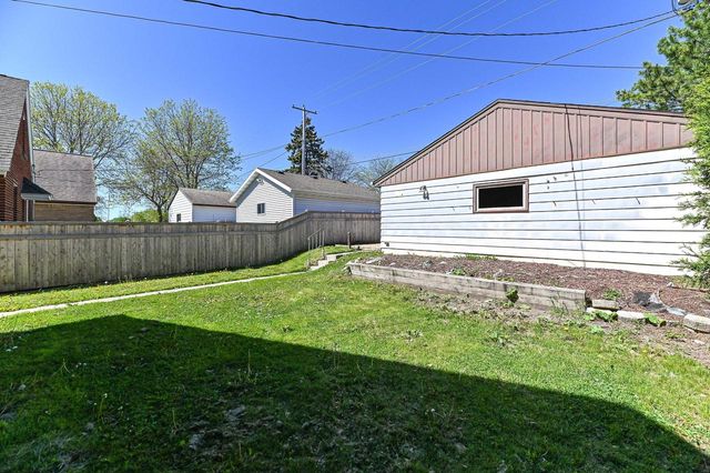 3015 87th STREET, Milwaukee, WI 53222