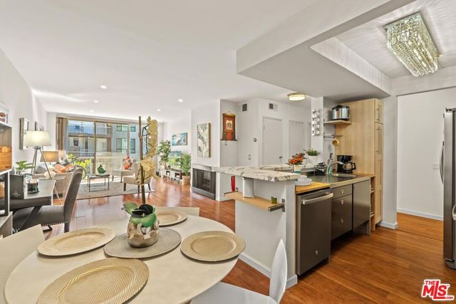 1745 Camino Palmero Street 420, Los Angeles, CA 90046