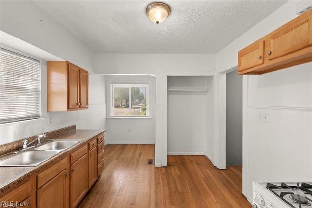12201 Brighton Avenue, Cleveland, OH 44111