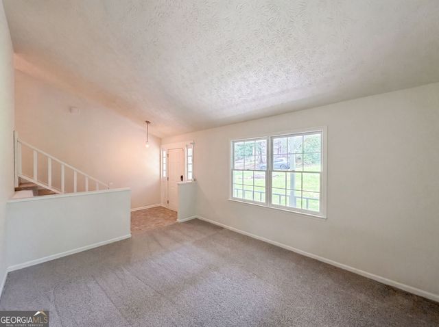 6486 Lynndale Lane, Morrow, GA 30260