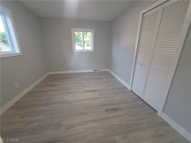 203 Paxton Road, Eastlake, OH 44095