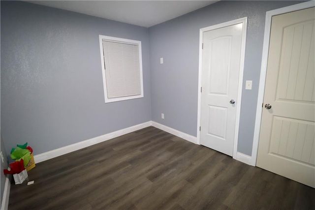 3400 Cypress Street, Kansas City, MO 64128