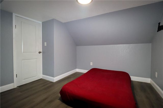 3400 Cypress Street, Kansas City, MO 64128