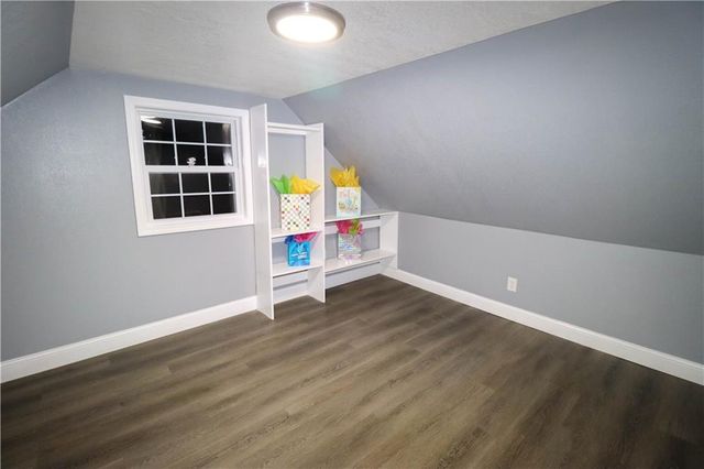 3400 Cypress Street, Kansas City, MO 64128