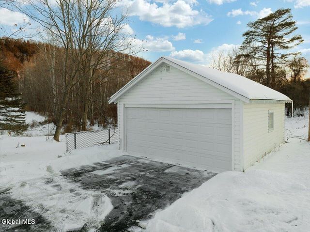 7748 New York 40, Hartford, NY 12838