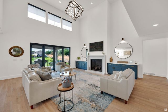 11552 S SWEET GRASS CT, Draper, UT 84020