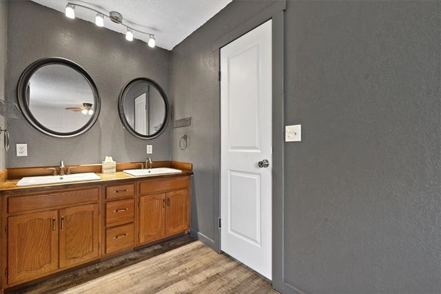521 Pinon Dr., Billings, MT 59105