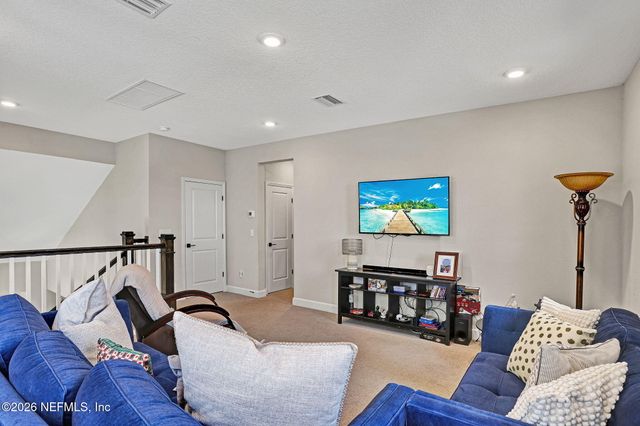 694 NAVIGATORS Road, St. Johns, FL 32259
