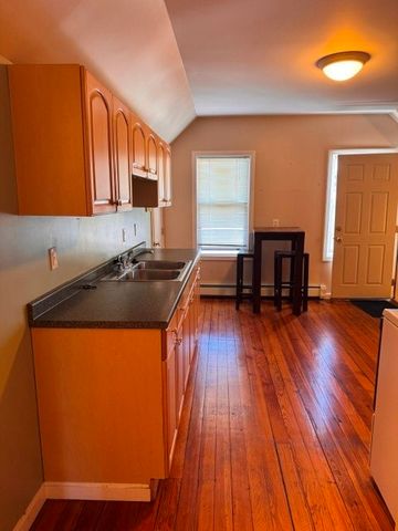 595 Armistice Boulevard 3, Pawtucket, RI 02861