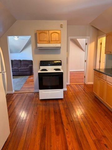 595 Armistice Boulevard 3, Pawtucket, RI 02861
