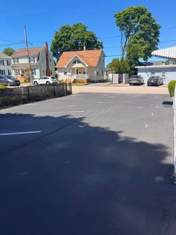 595 Armistice Boulevard 3, Pawtucket, RI 02861