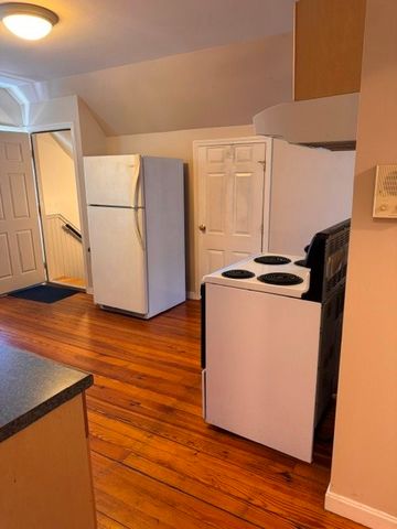 595 Armistice Boulevard 3, Pawtucket, RI 02861