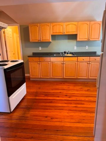 595 Armistice Boulevard 3, Pawtucket, RI 02861