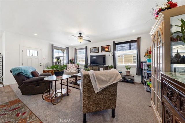 2205 W Acacia 163, Hemet, CA 92545