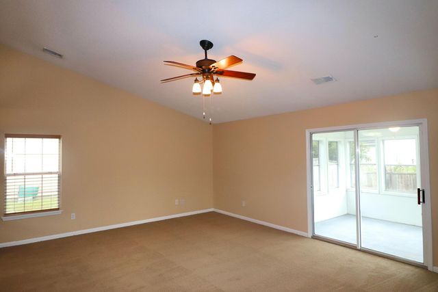 538 Holiday Drive, Summerville, SC 29483