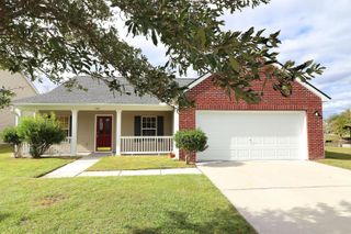 538 Holiday Drive, Summerville, SC 29483