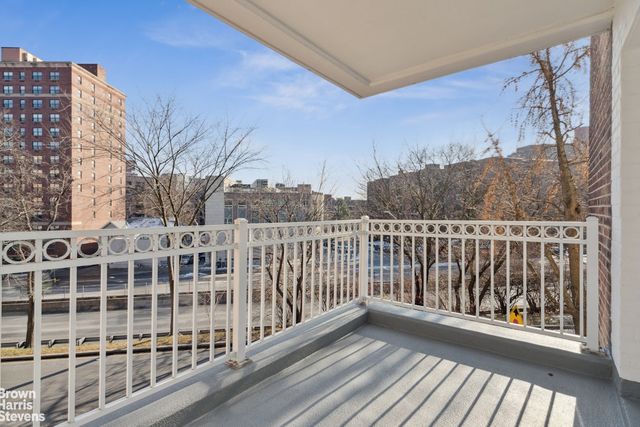 3701 Henry Hudson Pkwy Apt 3B, New York City, NY 10463