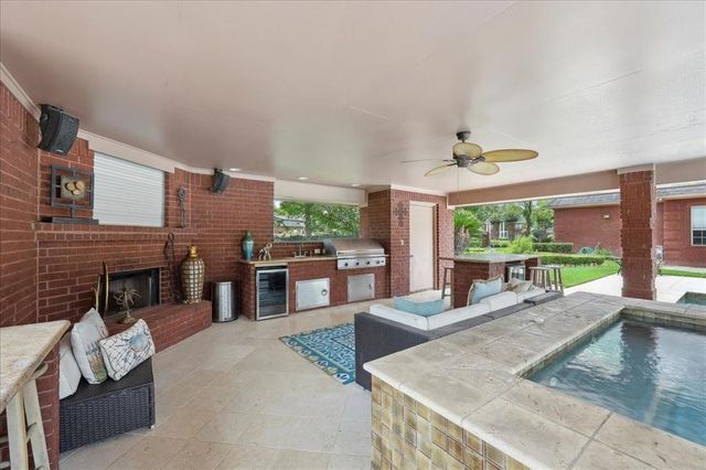 7510 Shadow Creek Drive, Beaumont, TX 77707